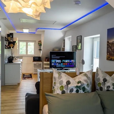 아파트 Komfort-fewo Mit Infrarotsauna & Wlan Nahe Sorpesee - Haus Am Kraehenbach - Steinert 순데름